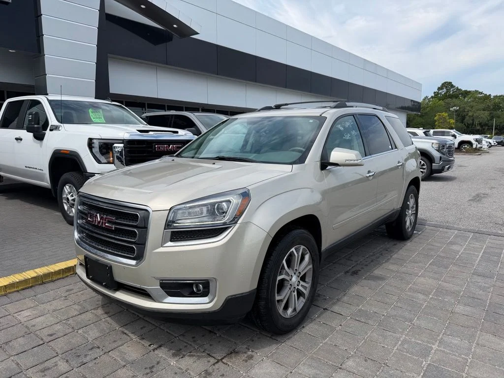 Used 2013 Gold GMC SLT-1 image 2