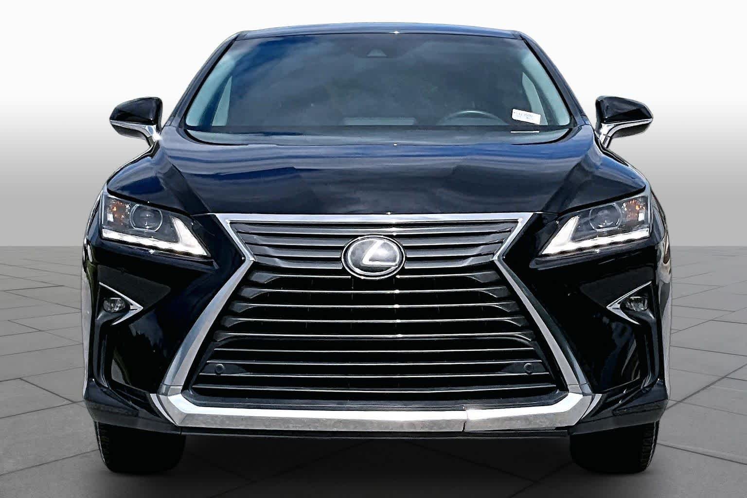 Used 2019 Obsidian Lexus  image 4