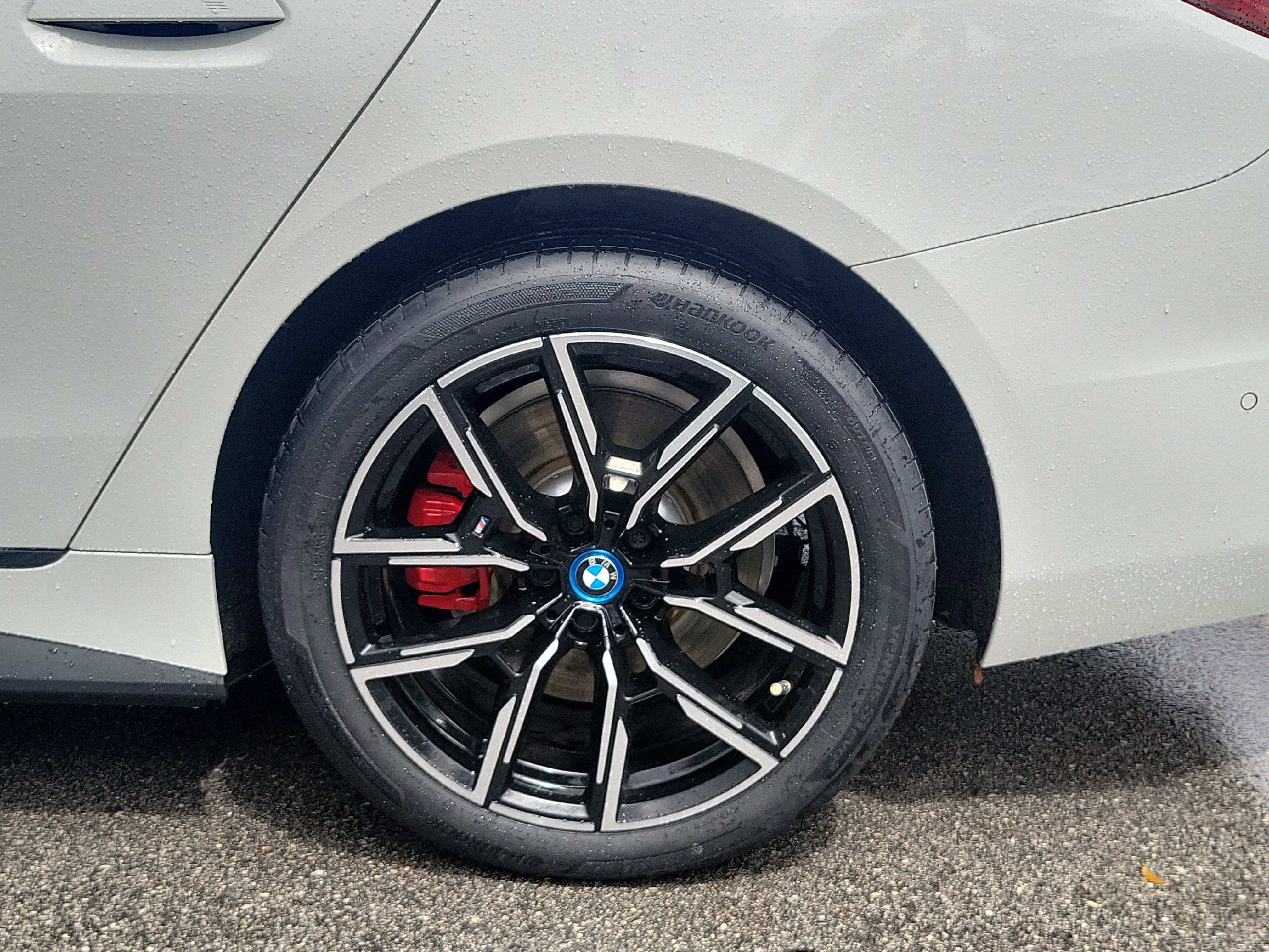 Certified Used 2024 Alpine White BMW M50 image 9