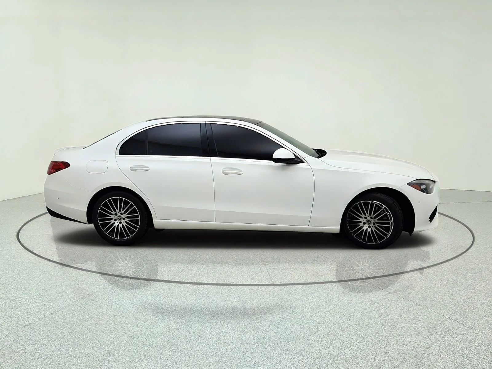 Used 2024 Polar White Mercedes-Benz C 300 image 4