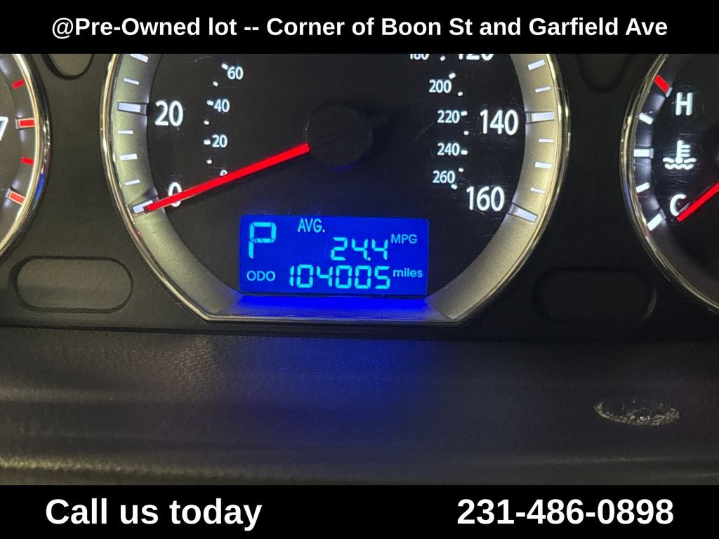 Used 2010 Brown Hyundai Limited image 22