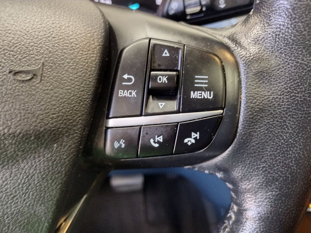 Used 2022 Blue Metallic Ford Lariat image 31