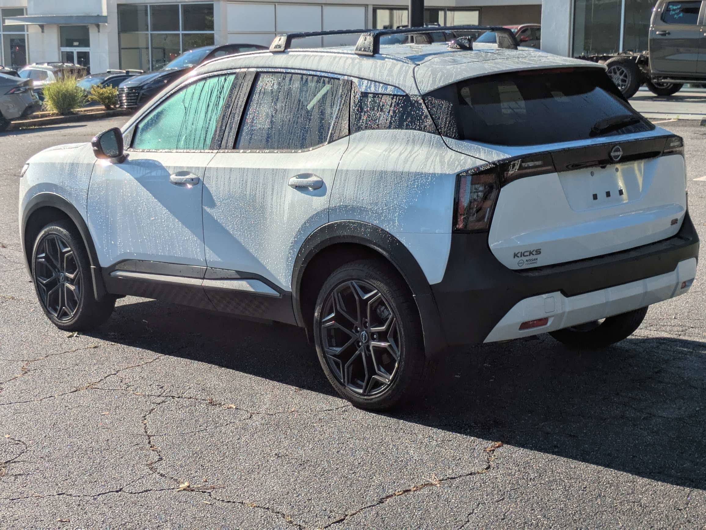 Used 2026 White Nissan SR image 5