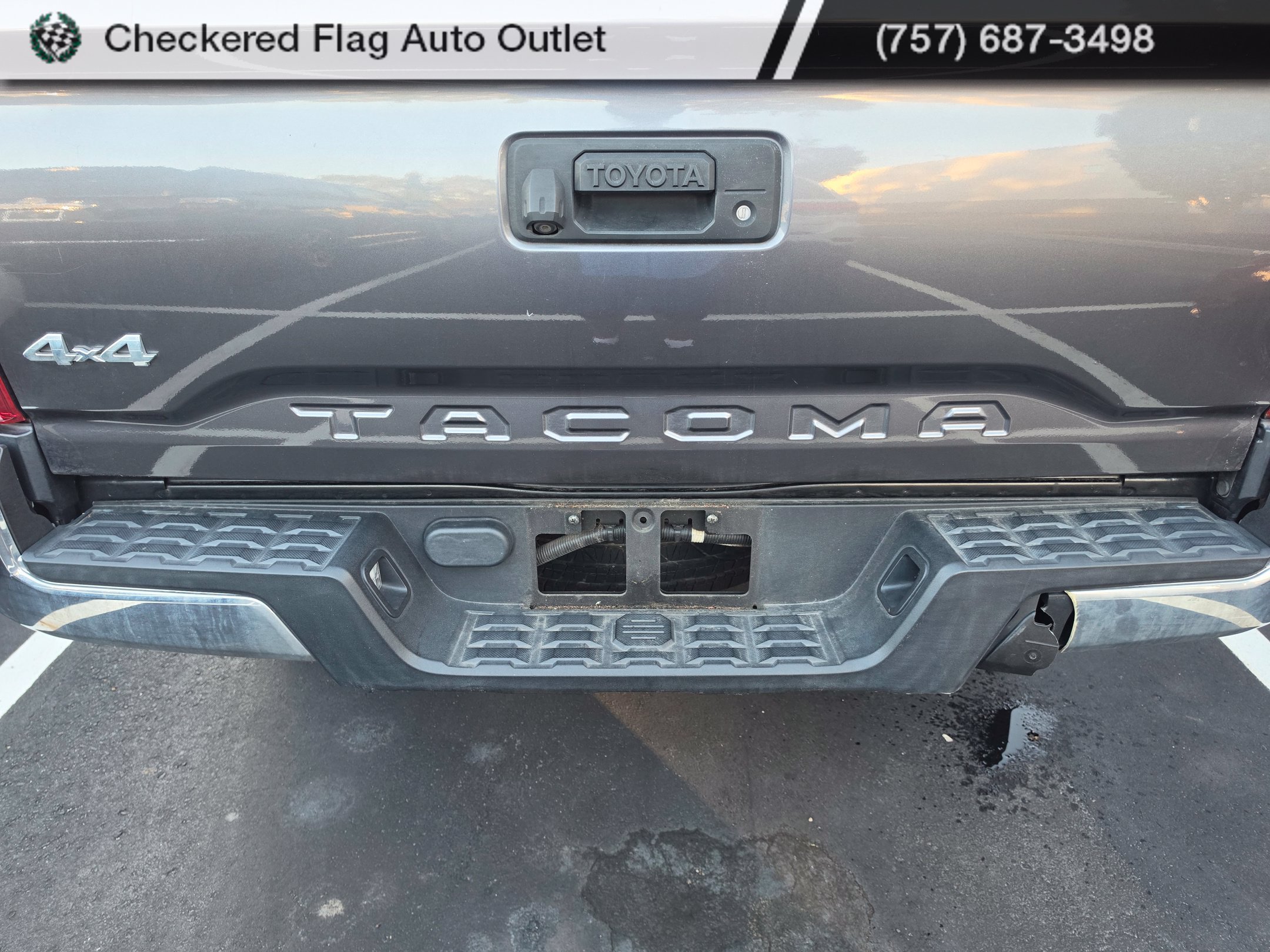 Used 2017 Magnetic Gray Metallic Toyota SR5 image 8