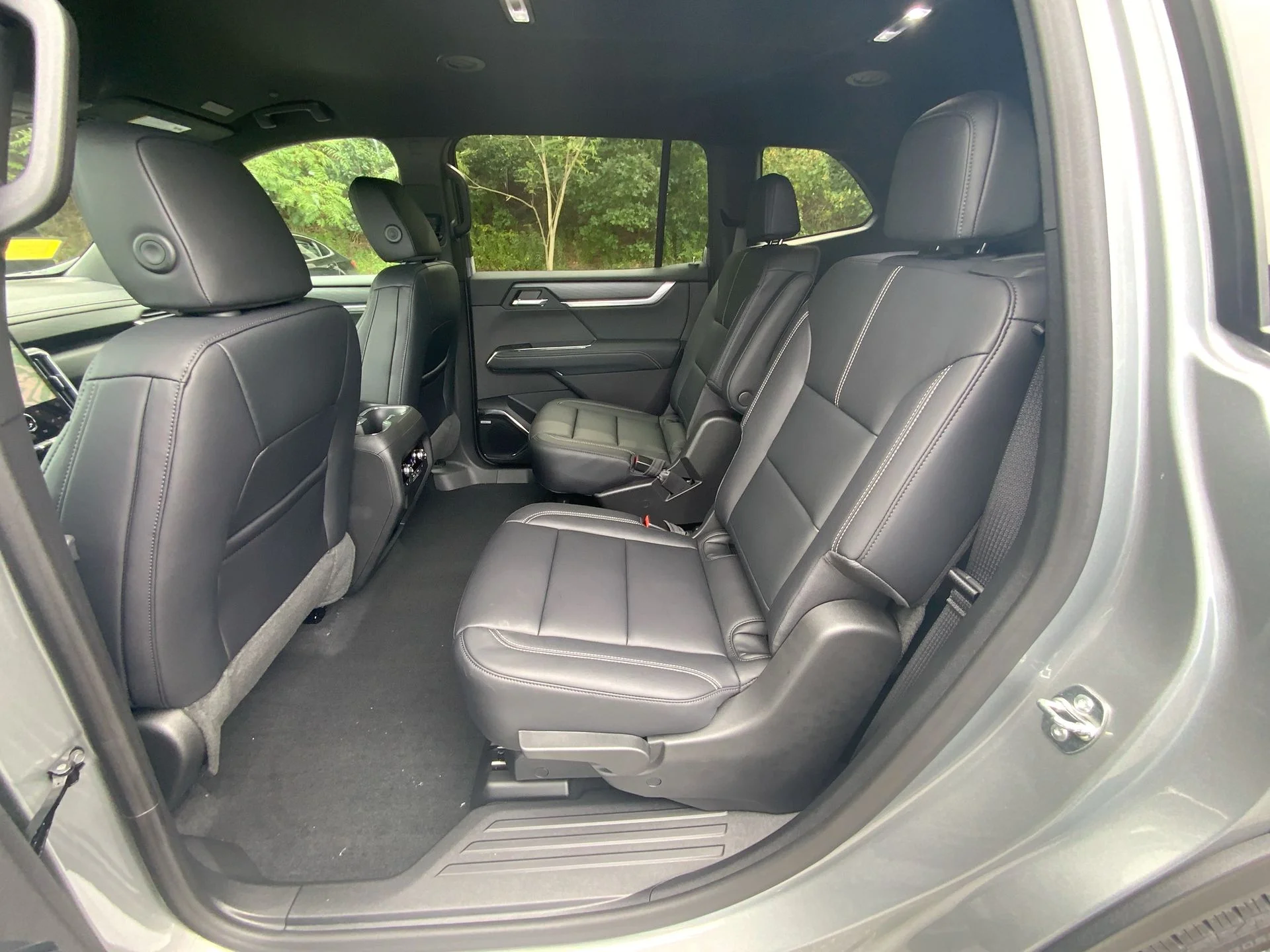 2027 GMC Acadia Elevation - Photo 32