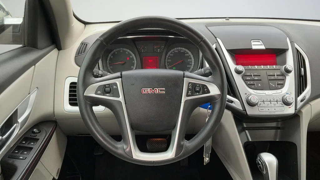 Used 2011 Silver GMC SLT-2 image 9