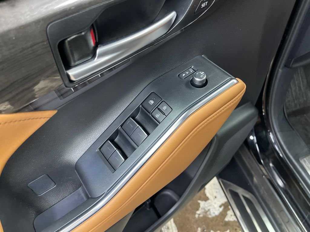 Used 2024 Black Toyota Platinum image 15