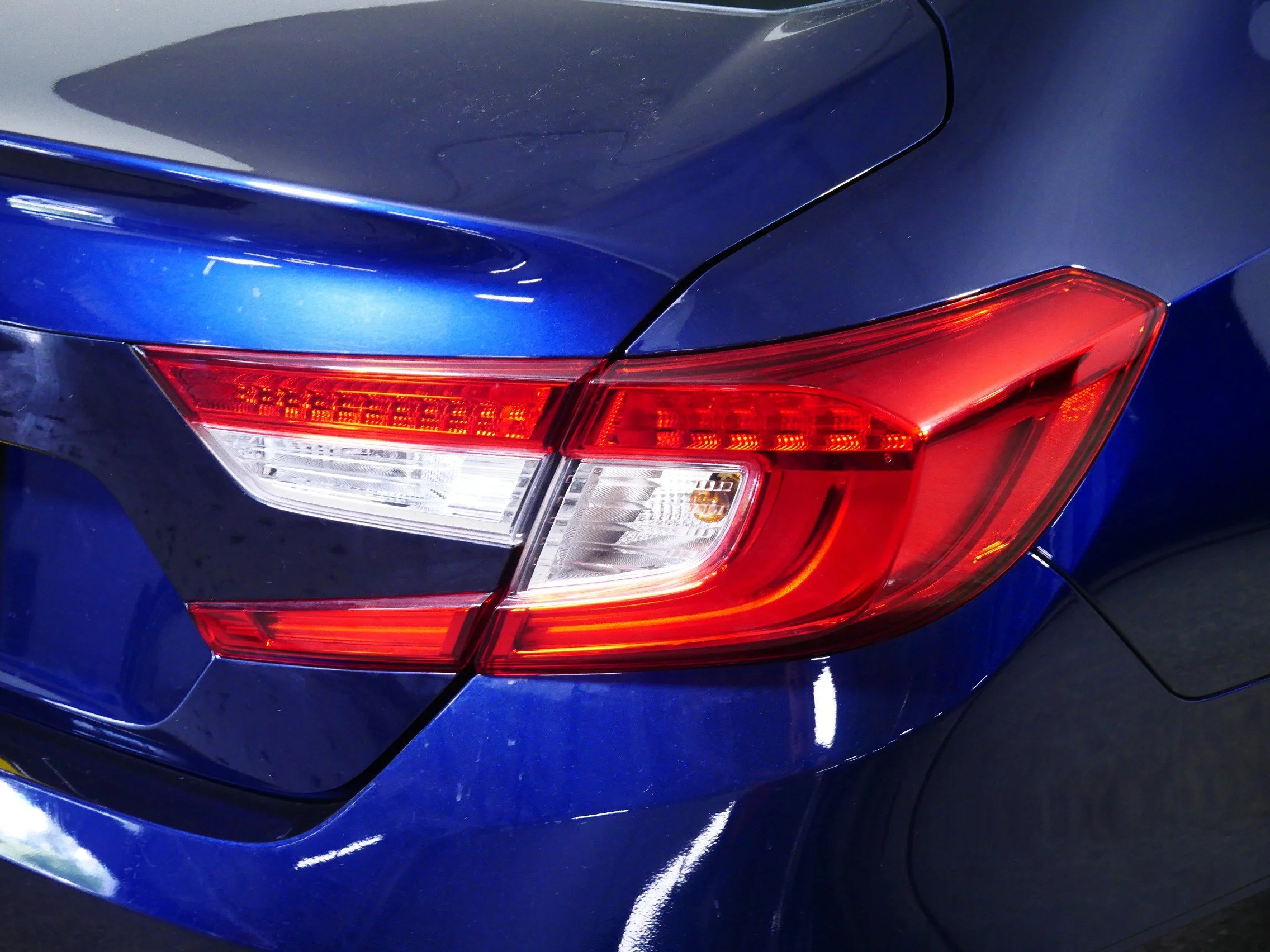 Used 2019 Obsidian Blue Pearl Honda LX 1.5T image 17