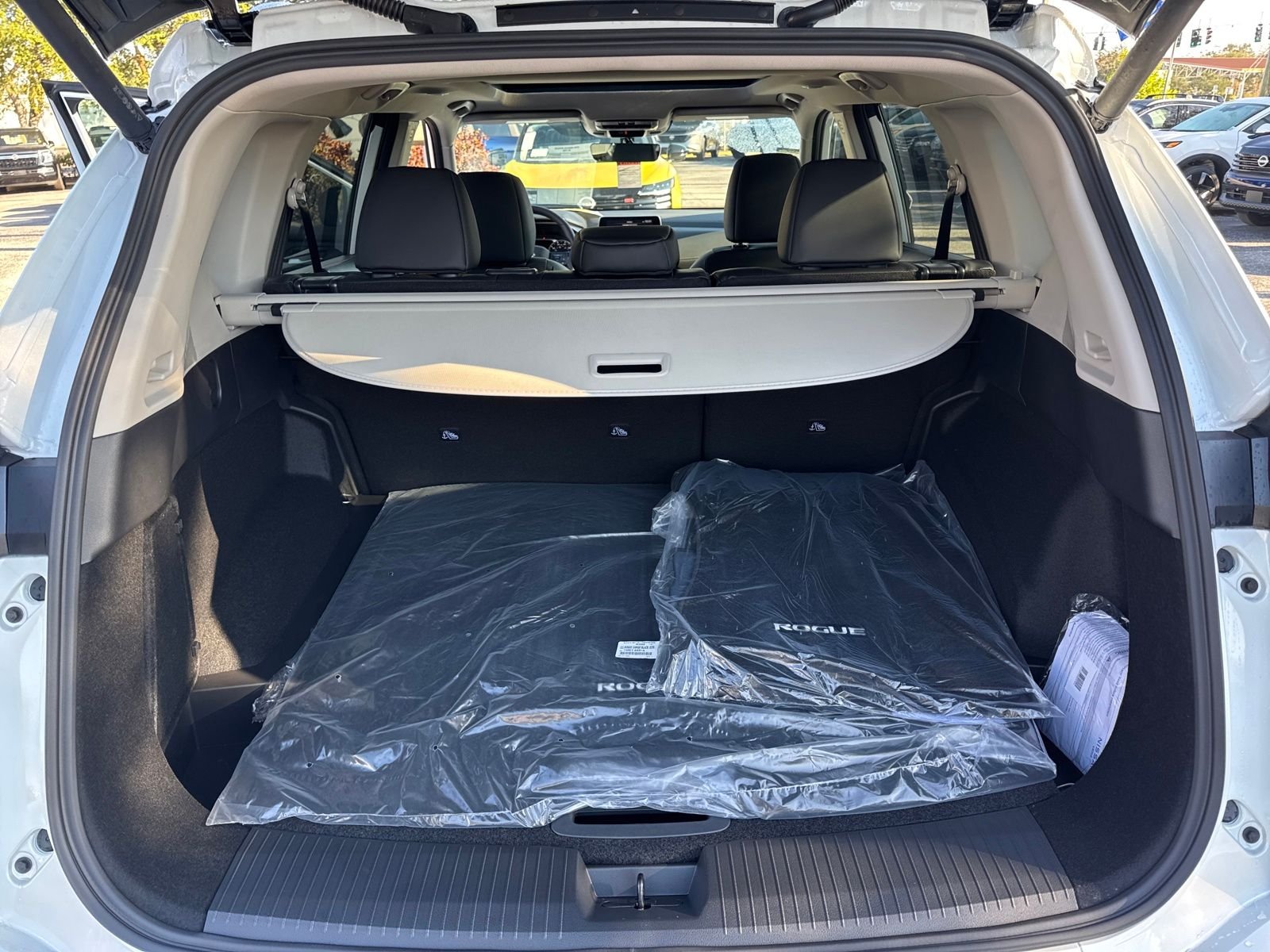 New 2026 Nissan Rogue SV 4D Sport Utility