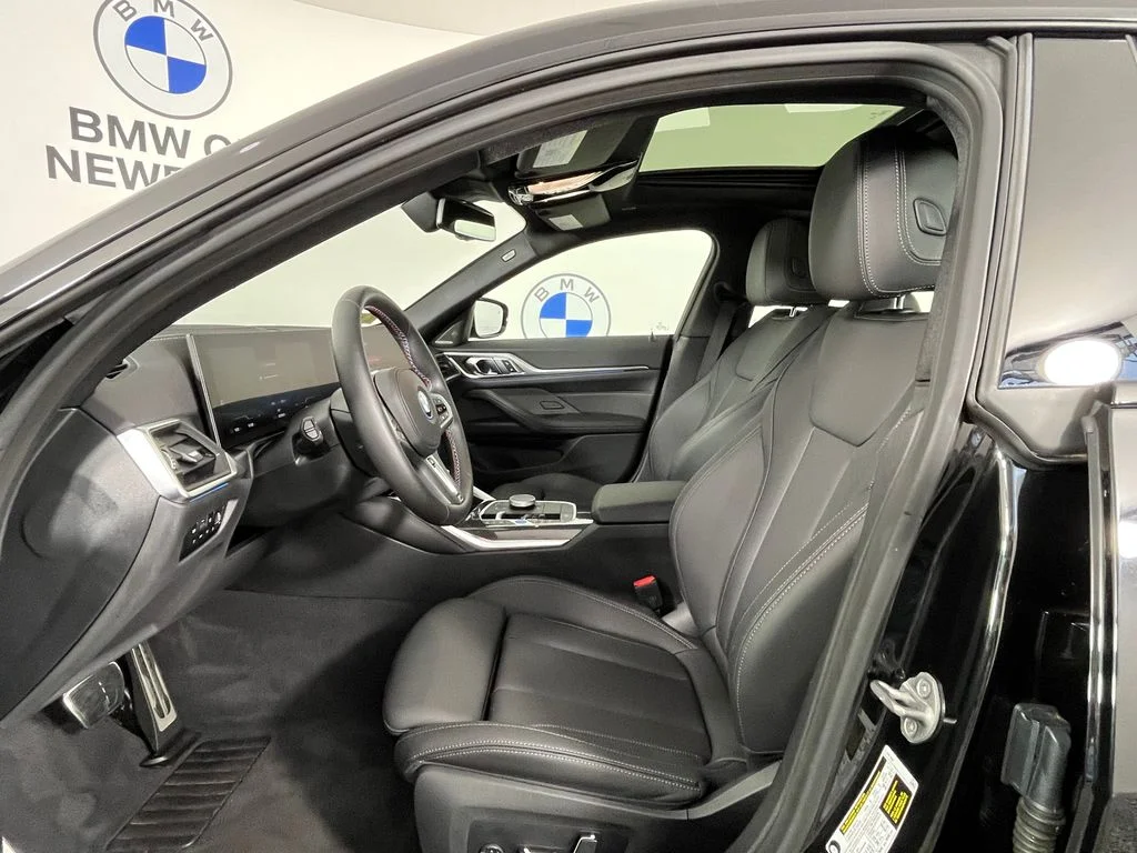 Used 2024 Black Sapphire Metallic BMW M50 image 22