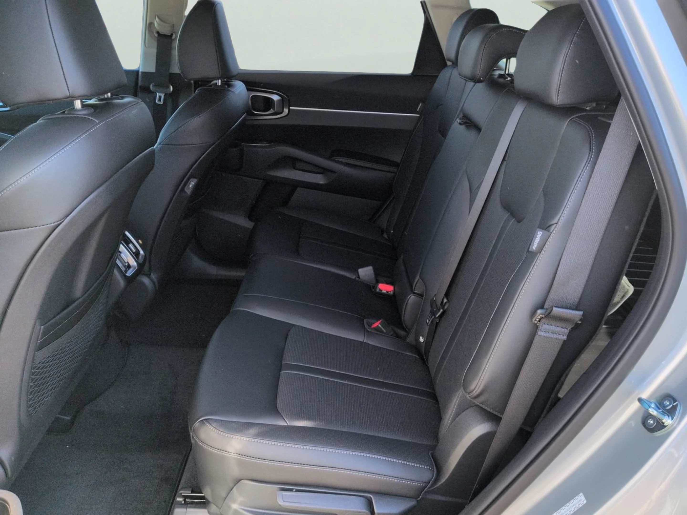New 2026 Ivory Silver Kia S image 47