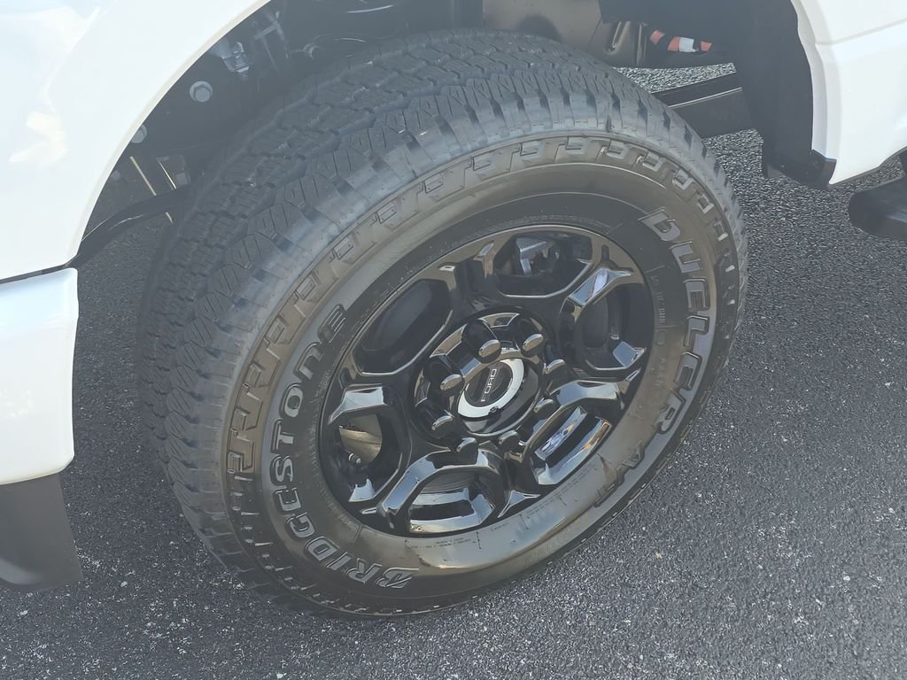 2026 Ford F-350 Super Duty XL - Photo 10