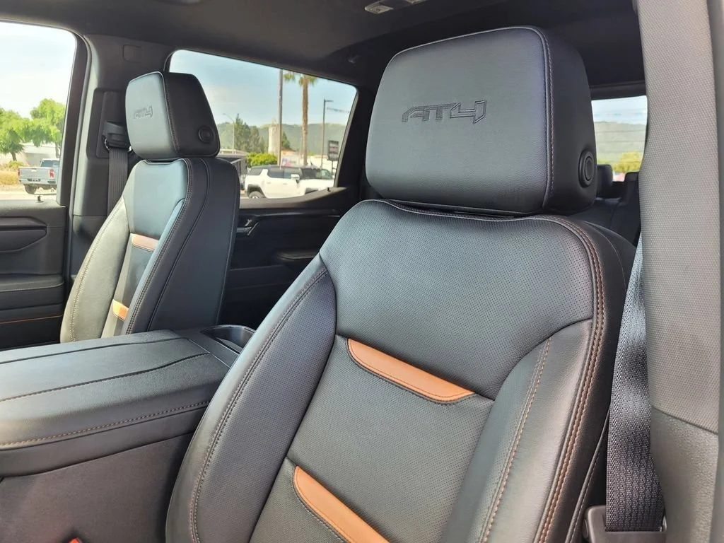 2026 GMC Sierra 1500 AT4 - Photo 12