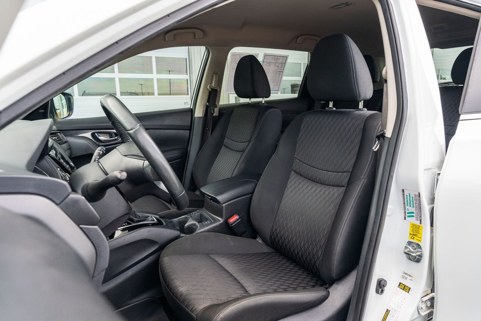 Used 2018 Glacier White Nissan SV image 19