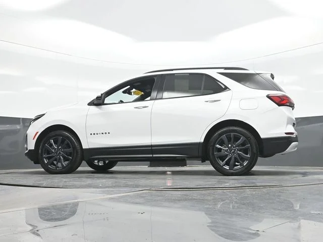 Used 2024 White Chevrolet RS image 20