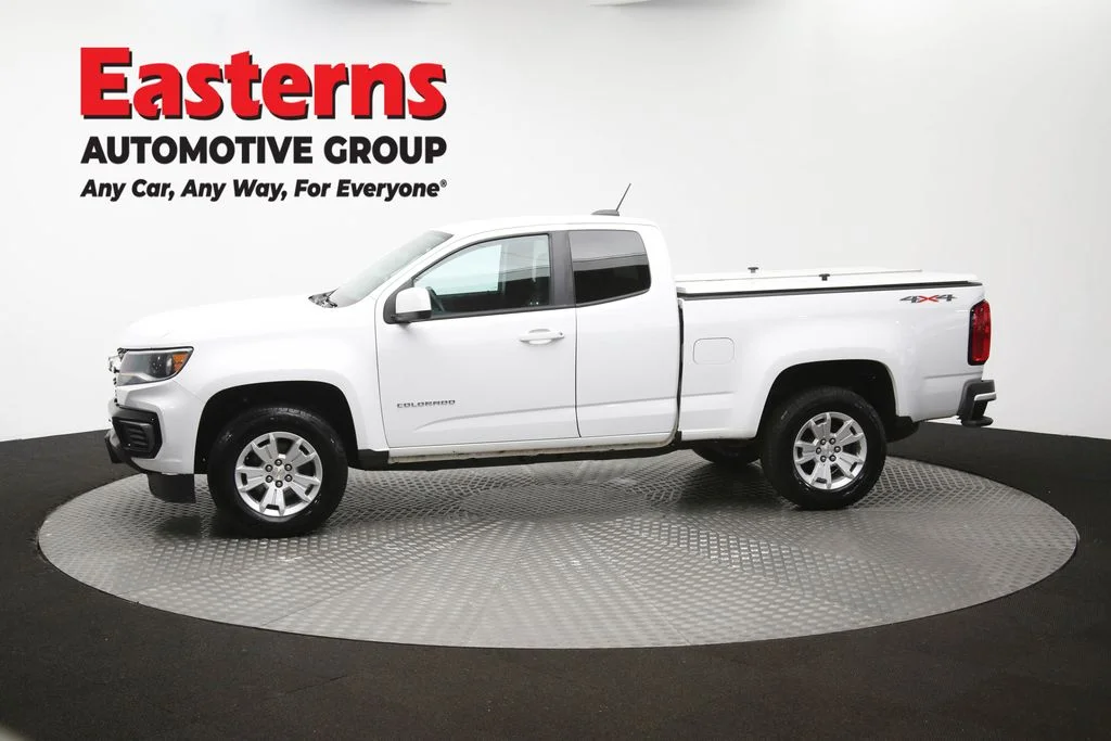 Used 2022 White Chevrolet LT image 55