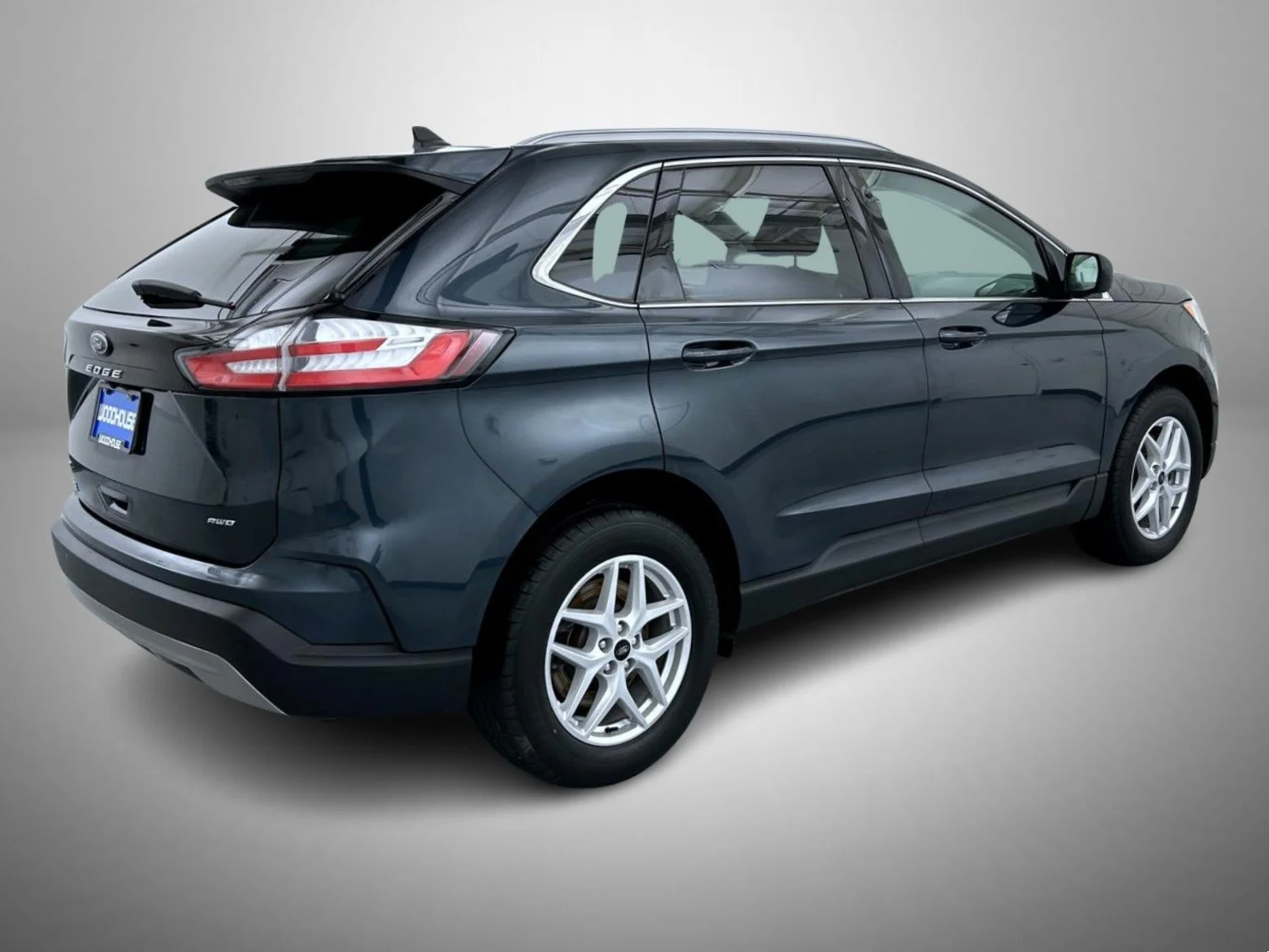 Used 2024 Blue Ford SEL image 5