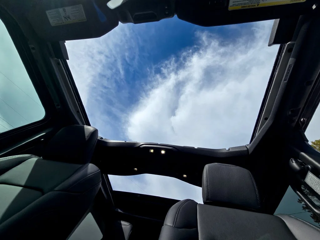 New 2027 Gray Jeep Sahara image 12