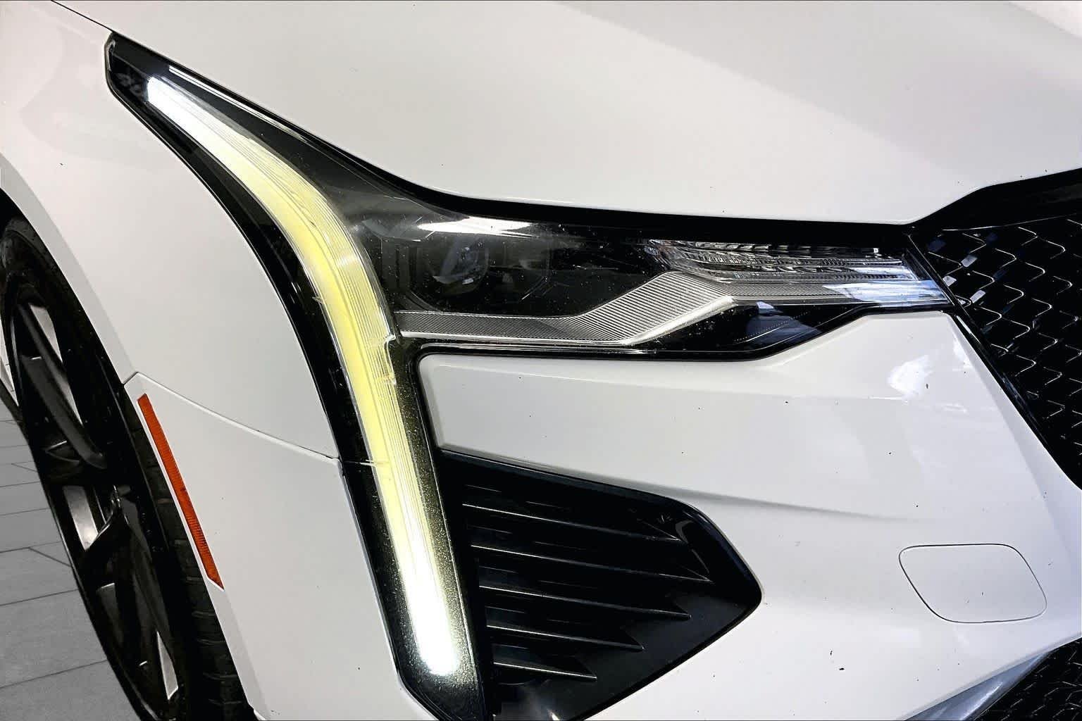 Used 2022 Summit White Cadillac Sport image 25