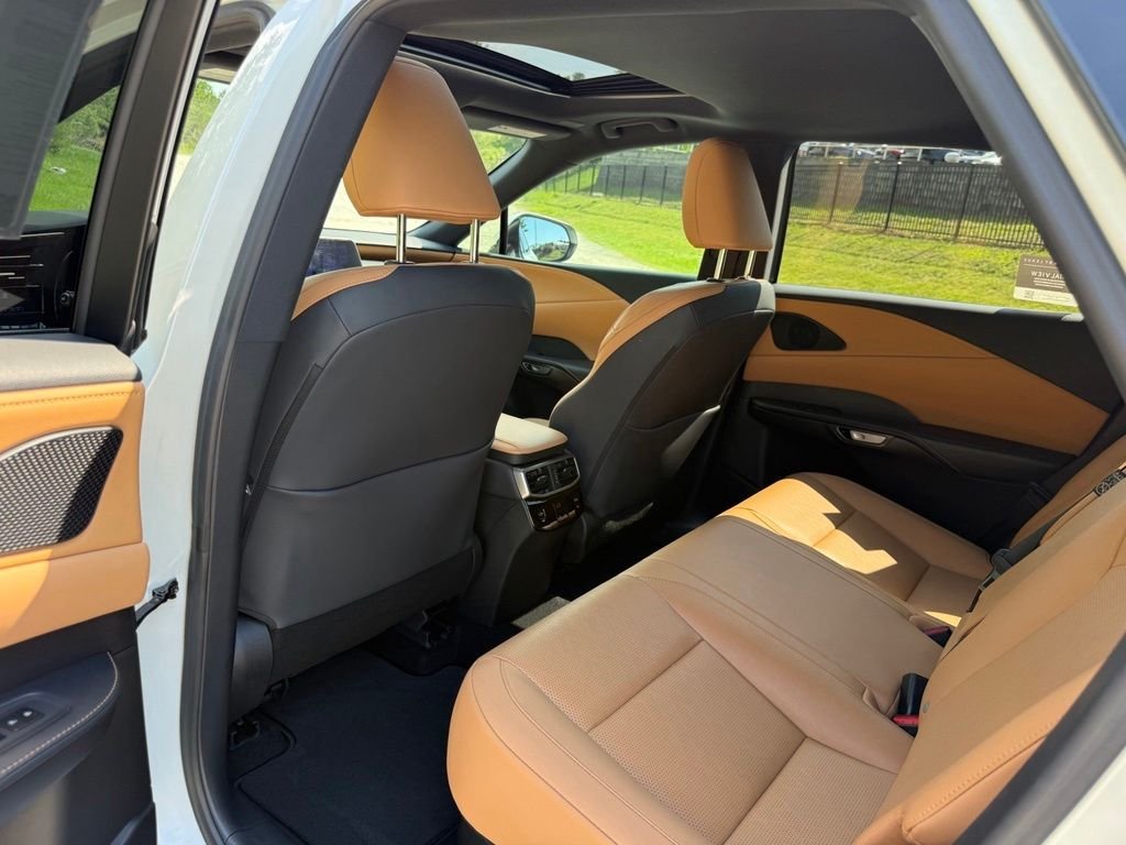 Certified Used 2023 EMINENT WHITE PEARL Lexus 350 Premium Plus image 28