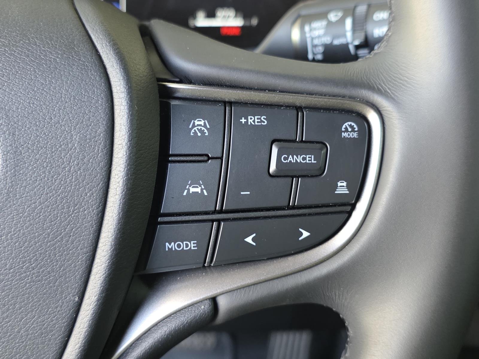 Used 2025 Gray Lexus 300h Premium image 31