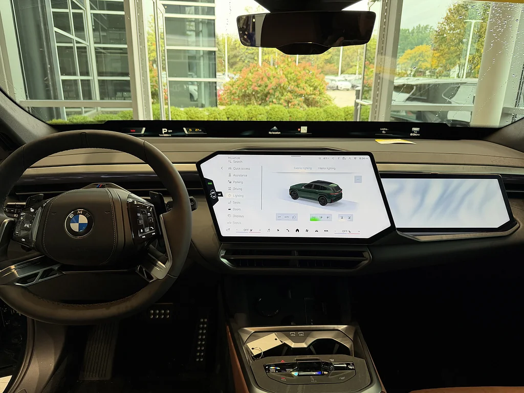 New 2027  BMW 40 xDrive image 15