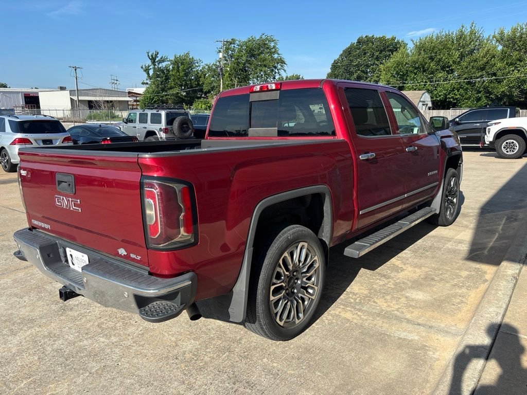 Used 2018 RED QUARTZ TINTCOAT GMC SLT image 4