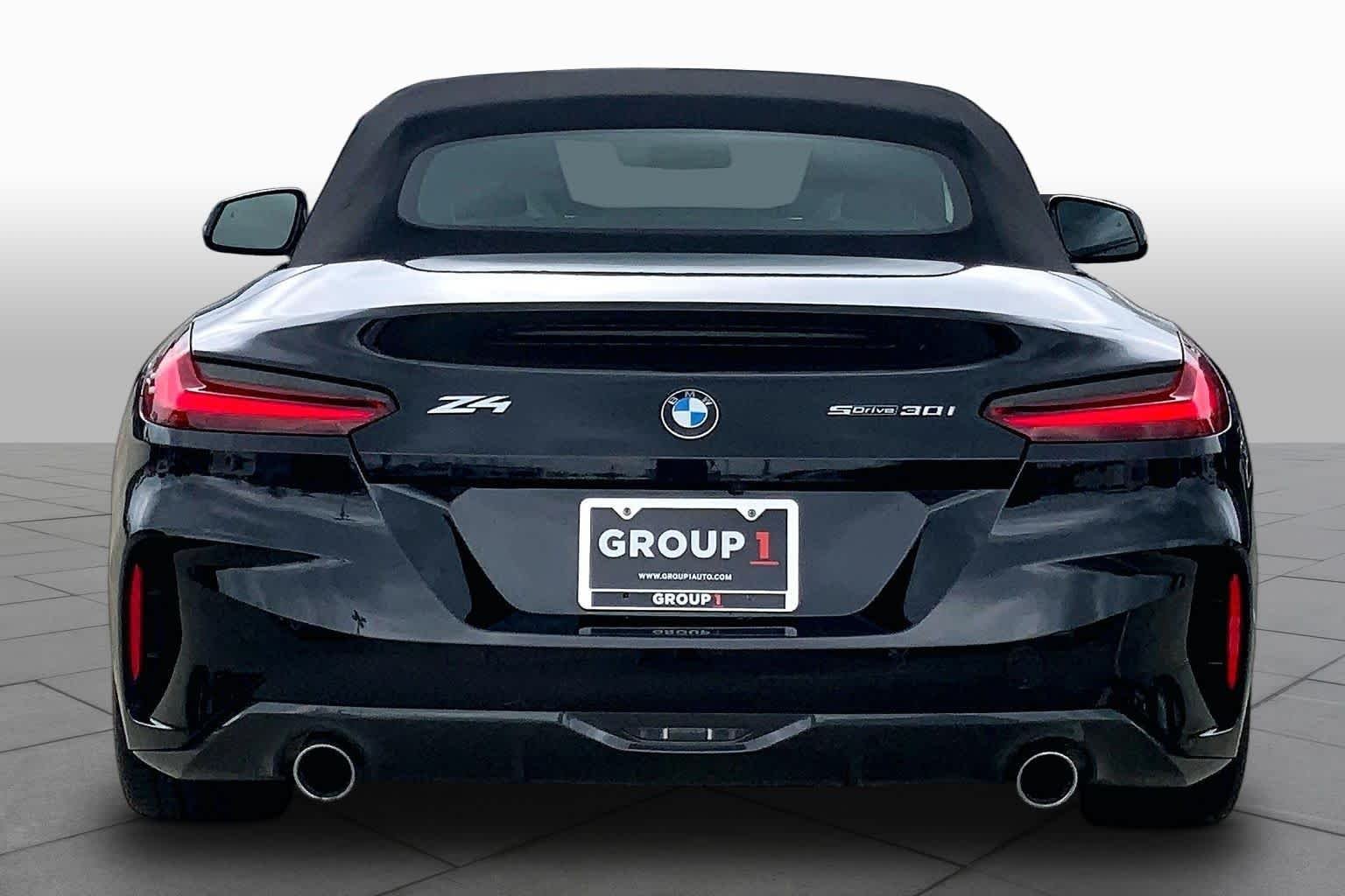 Used 2026 Black Sapphire Metallic BMW sDrive30i image 4
