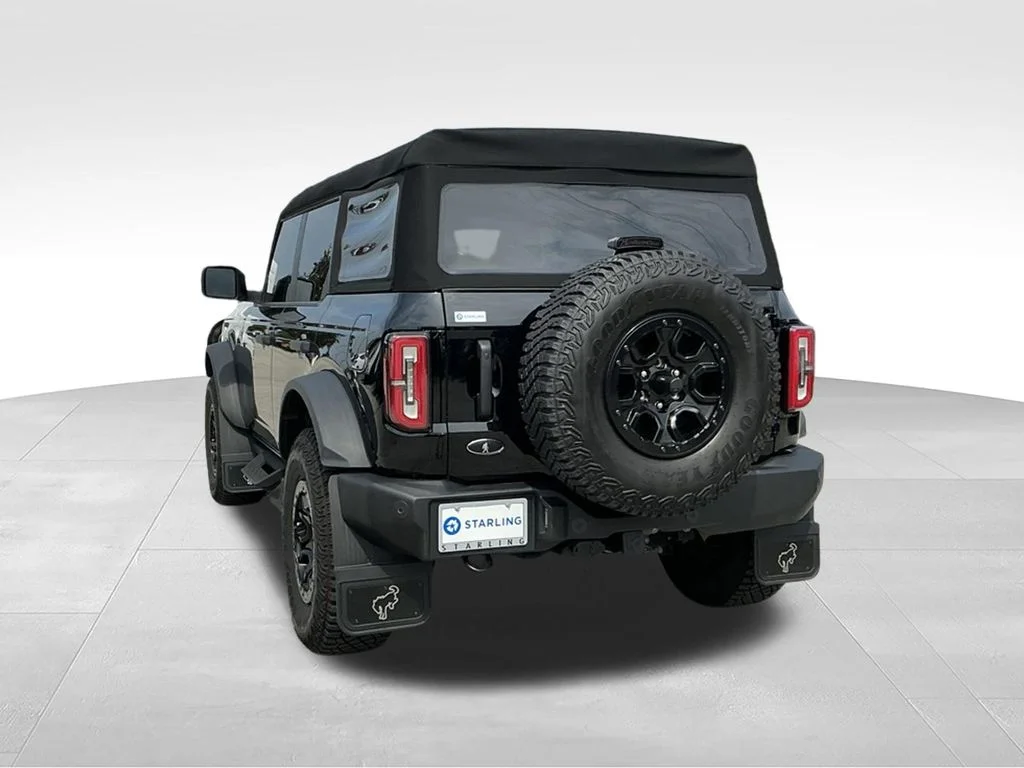 Used 2024 Black Ford Wildtrak image 8