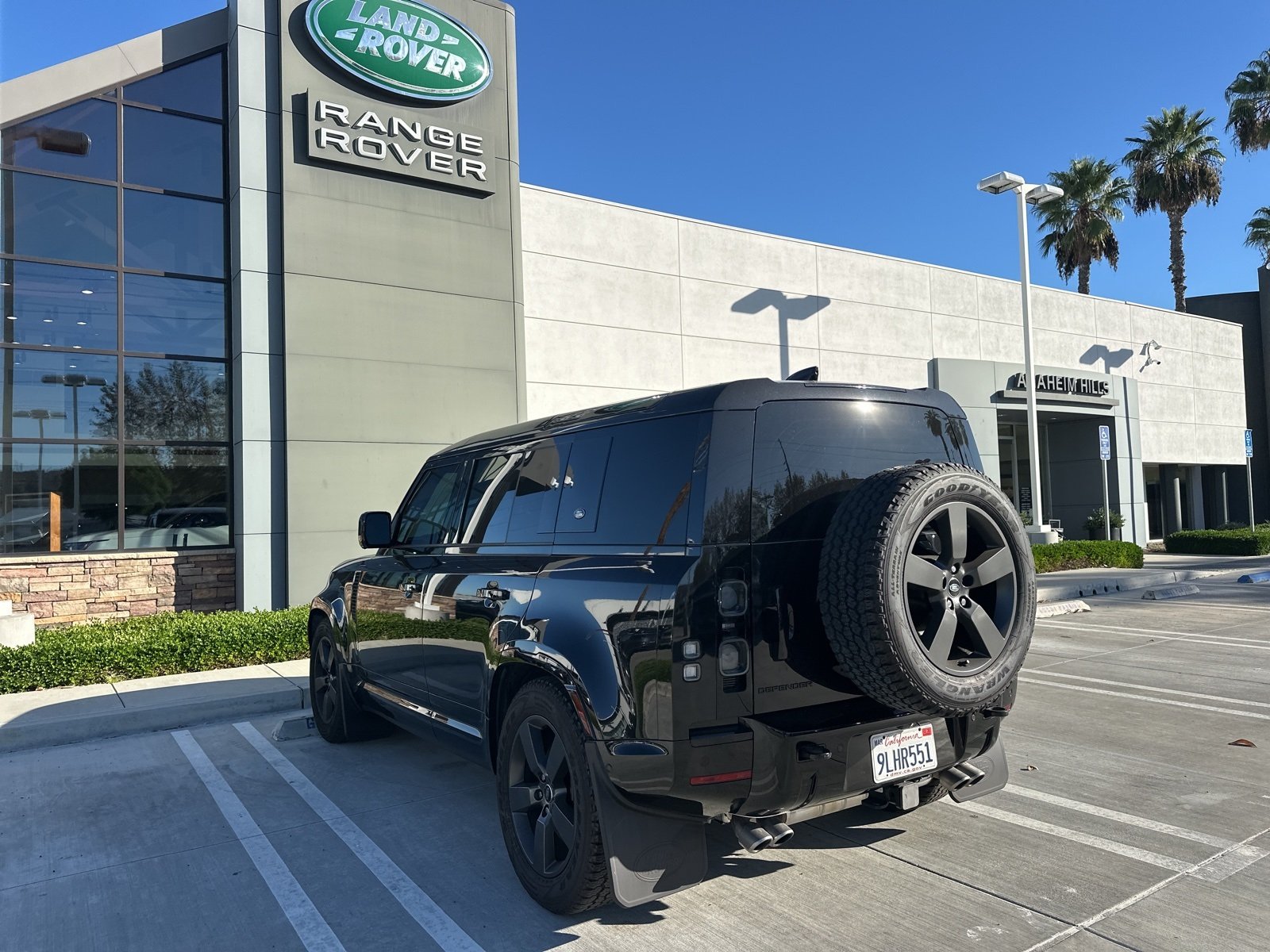 2024 Land Rover Defender 110 V8 photo 4