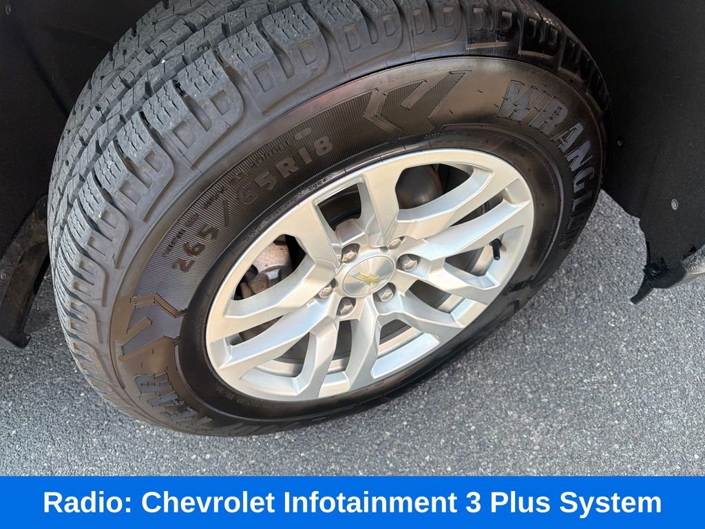Used 2021 White Chevrolet LT image 11