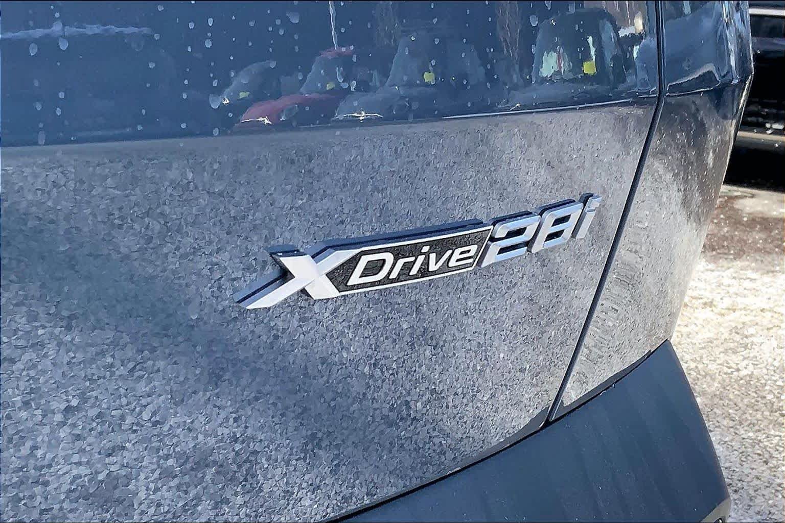 Used 2026 Storm Bay Metallic BMW xDrive28i image 15