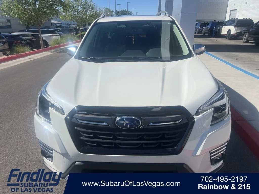 2023 Subaru Forester Touring's photo