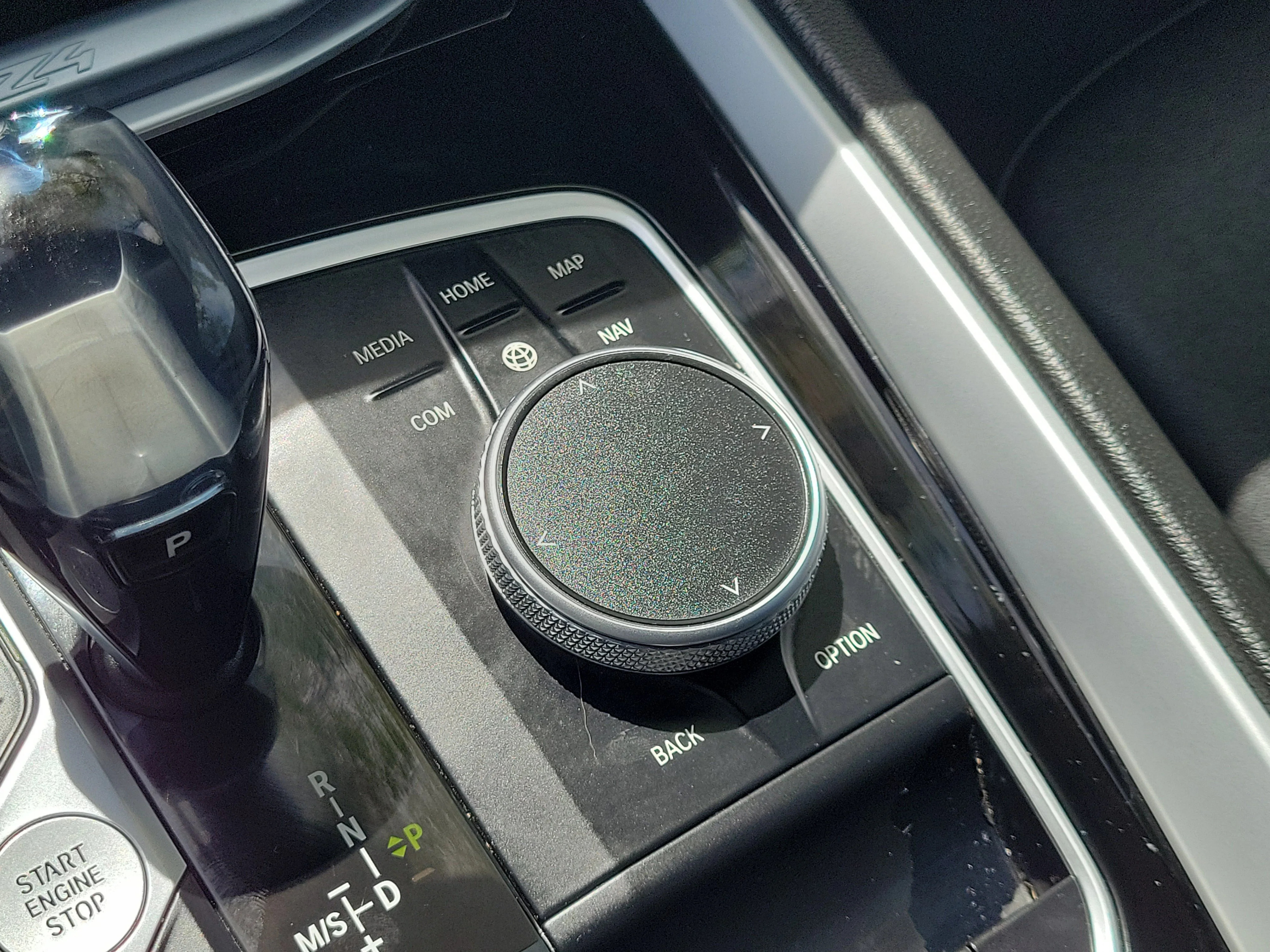 Used 2020 Alpine White BMW sDrive30i image 26