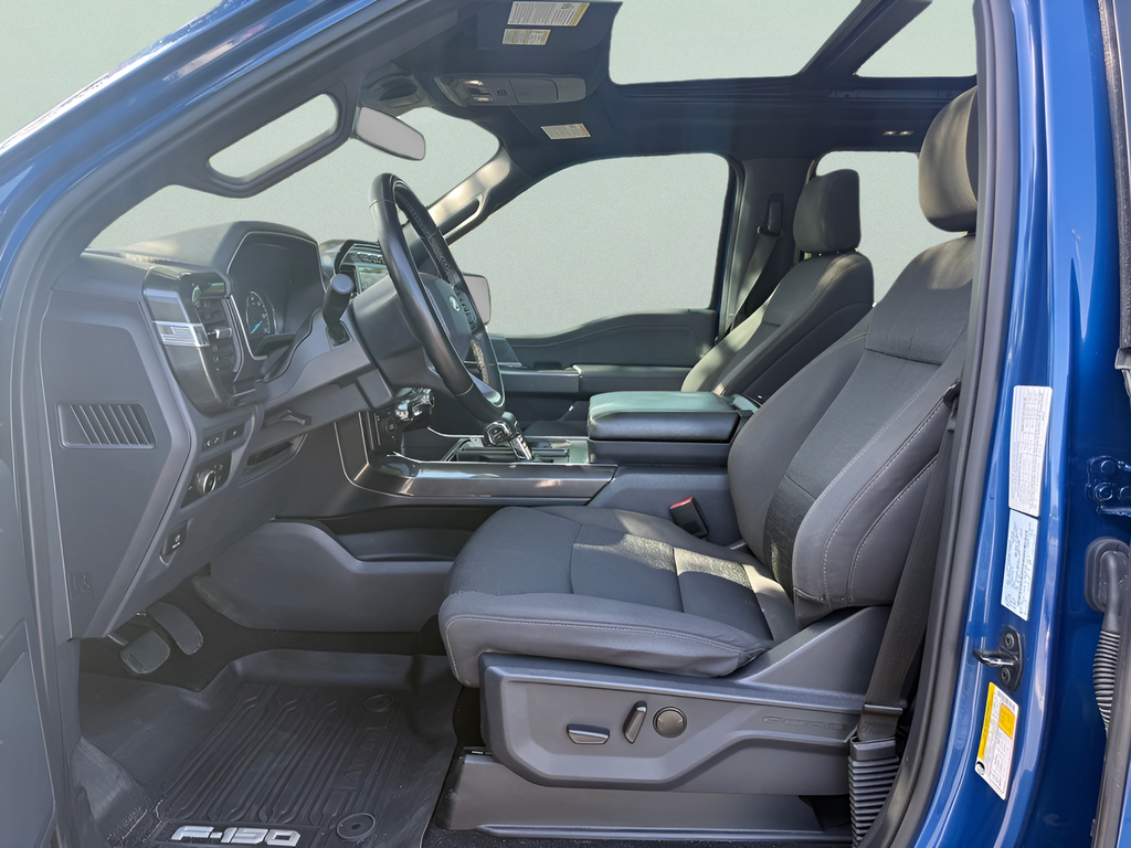 Used 2023 Blue Ford XLT image 9