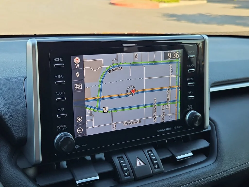 Used 2019 Pearl Toyota Limited image 18