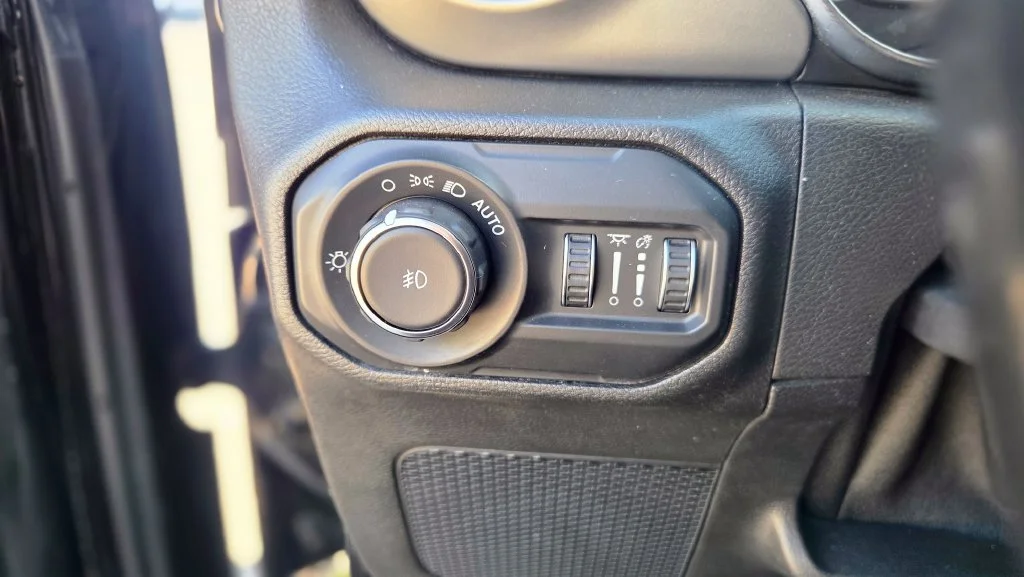 Used 2021 Black Jeep Unlimited Willys image 20