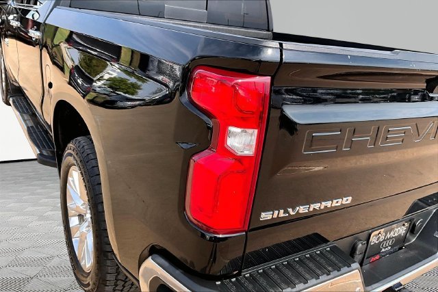 Used 2019 Black Chevrolet LTZ image 33