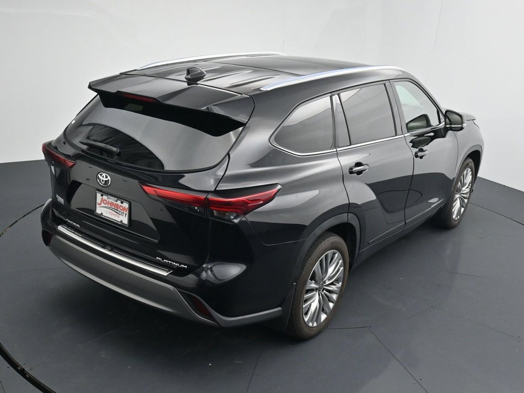 Used 2023 Black Toyota Platinum image 29