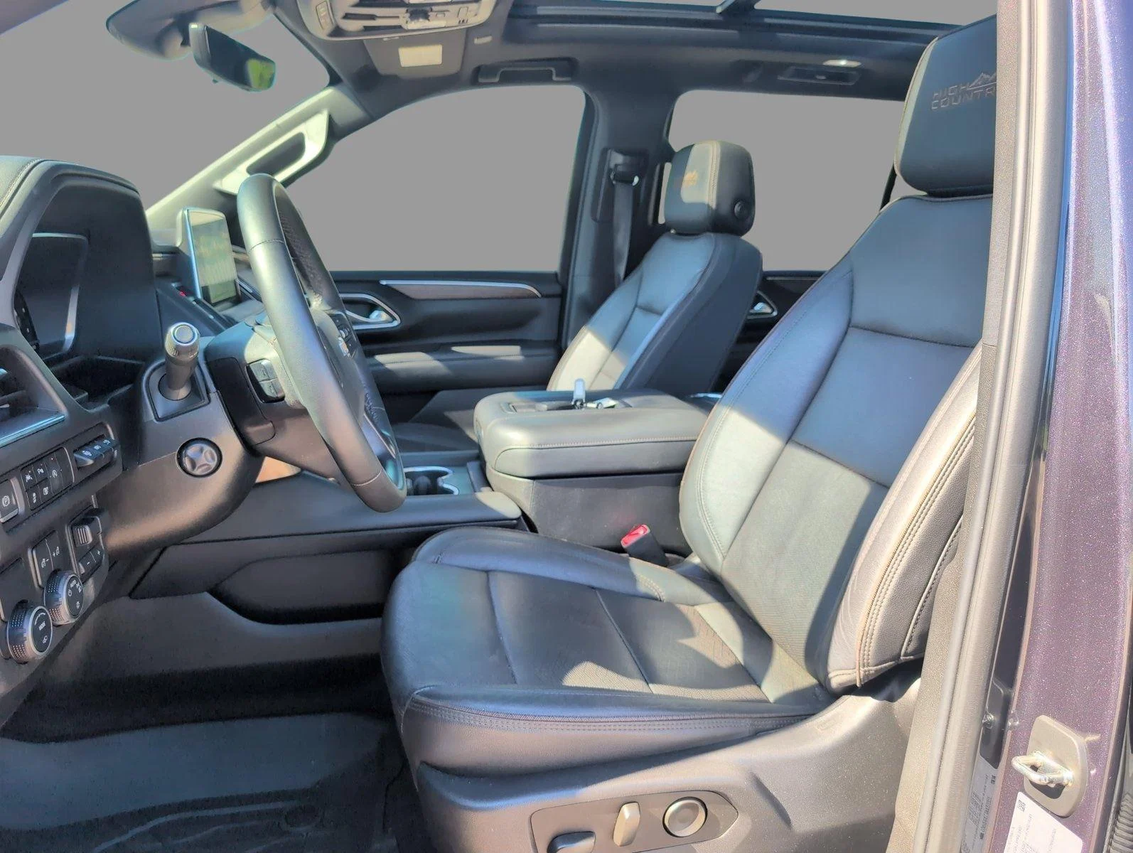 Used 2023 Dark Ash Metallic Chevrolet High Country image 18