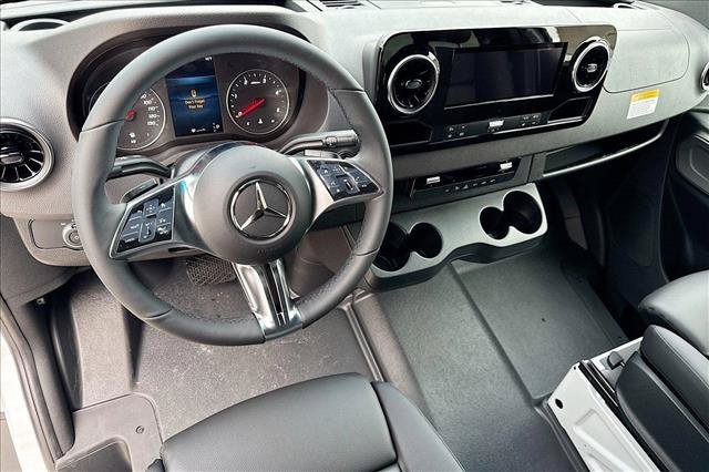 New 2026 Arctic White Mercedes-Benz  image 36