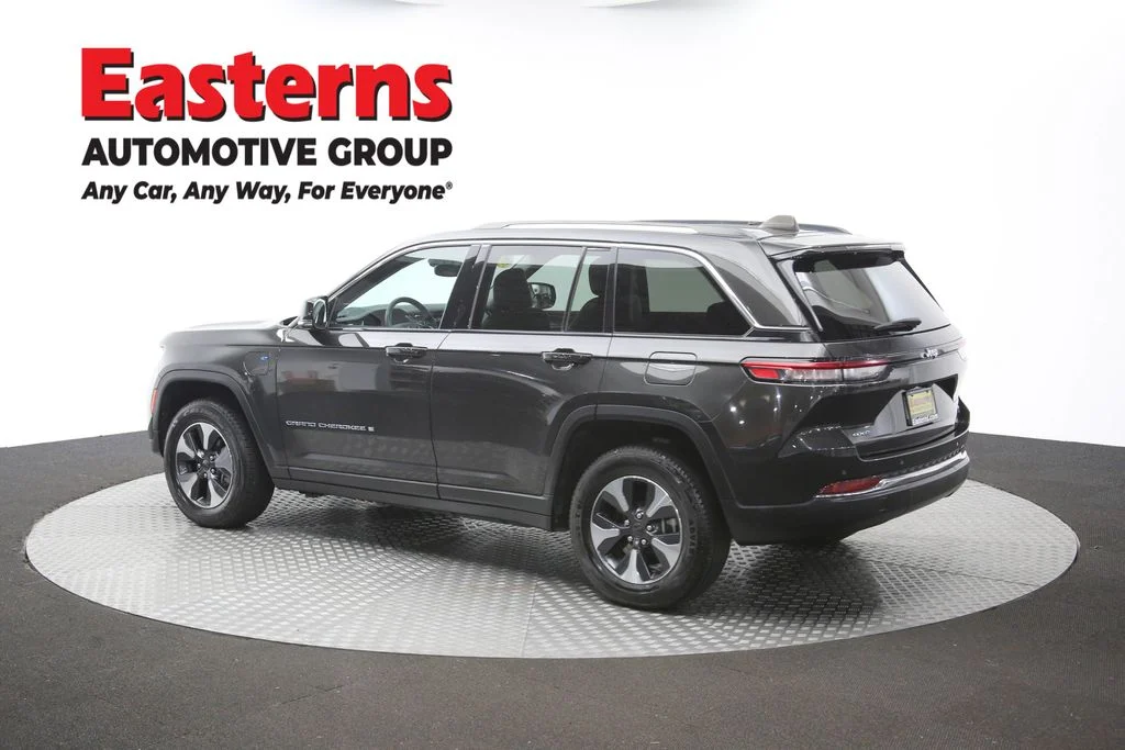 Used 2024 Brown Jeep 4xe image 62