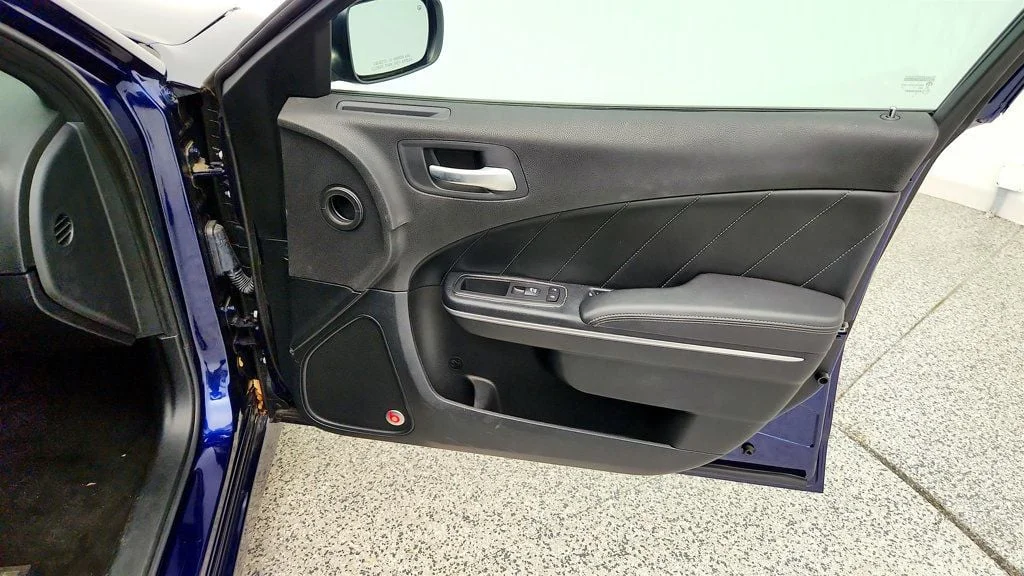 Used 2017 Contusion Blue Pearlcoat Dodge R/T Scat Pack RWD w/ Alcantara Pkg & Beats Audio image 29