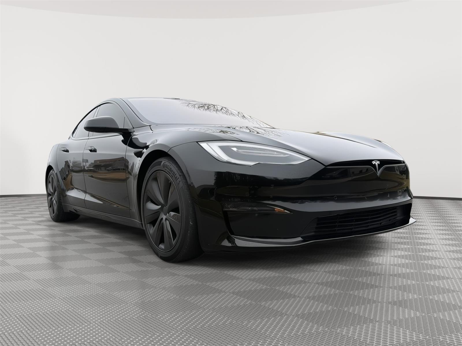 2021 Tesla Model S Plaid