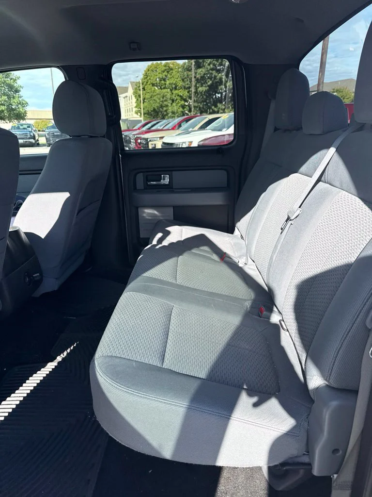 Used 2013 Silver Ford XL image 6