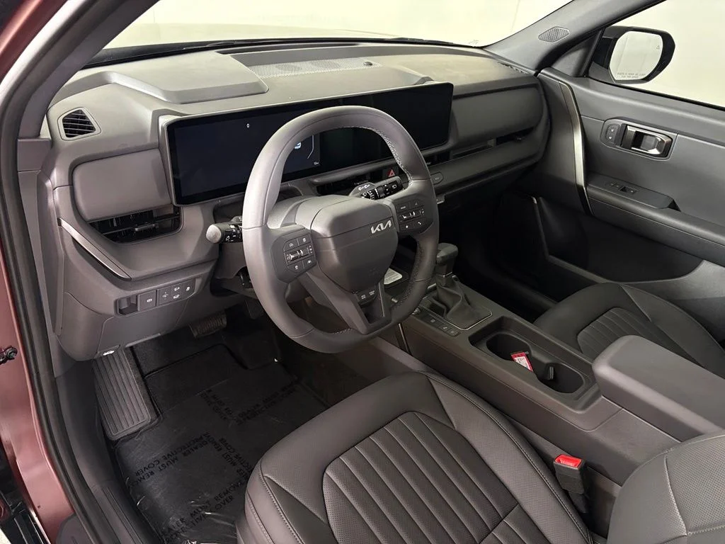 New 2027 Magma Red Matte Kia X-Line SX image 18
