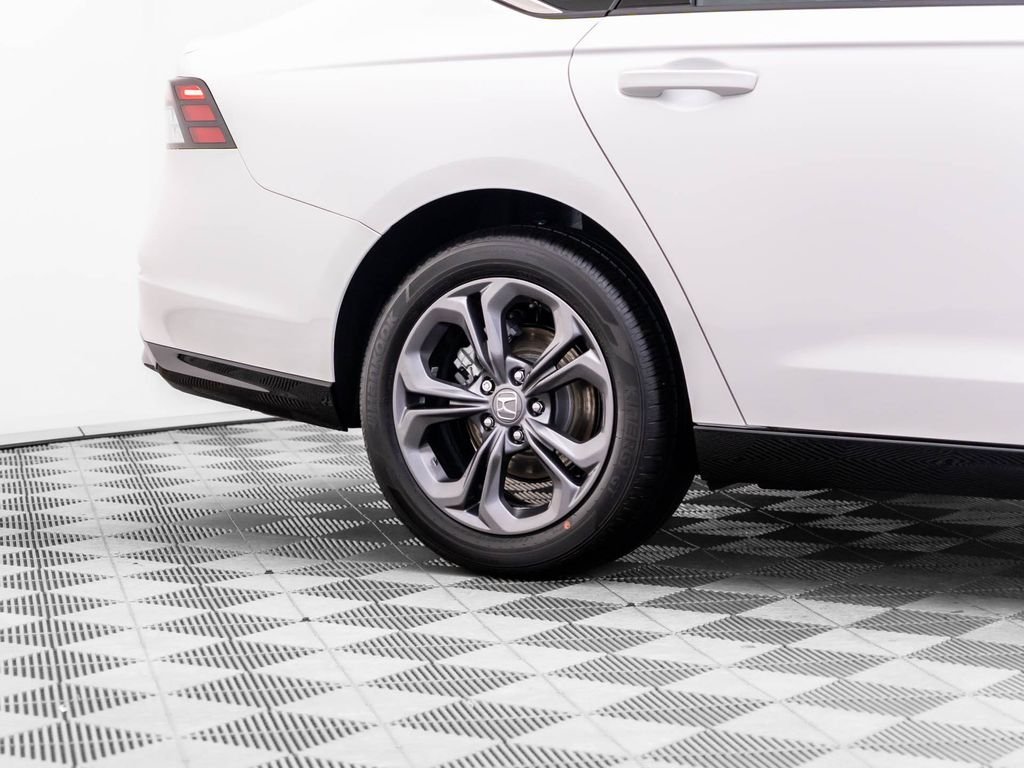 New 2026 Platinum White Pearl Honda EX-L image 35