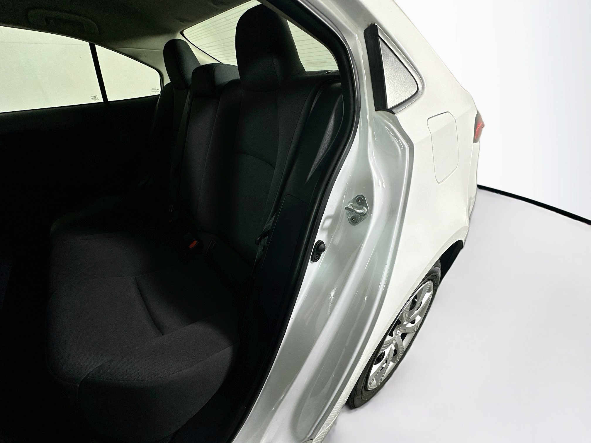 Used 2024 Ice Toyota LE image 25