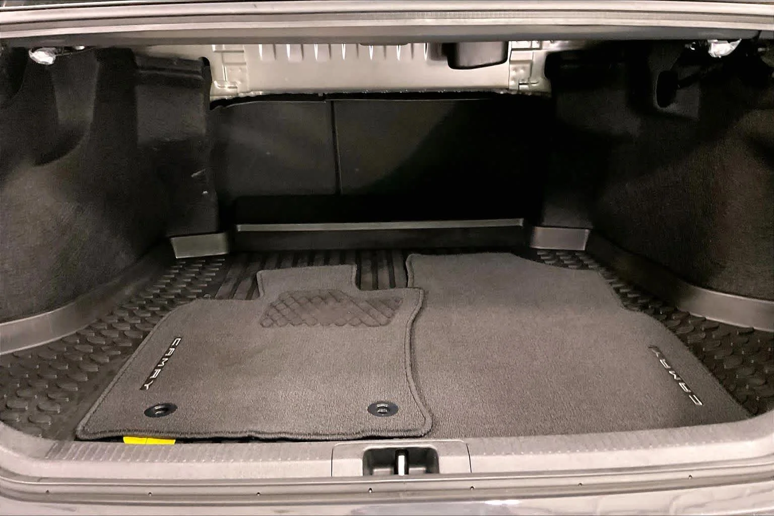 Used 2025 Underground Toyota LE image 33