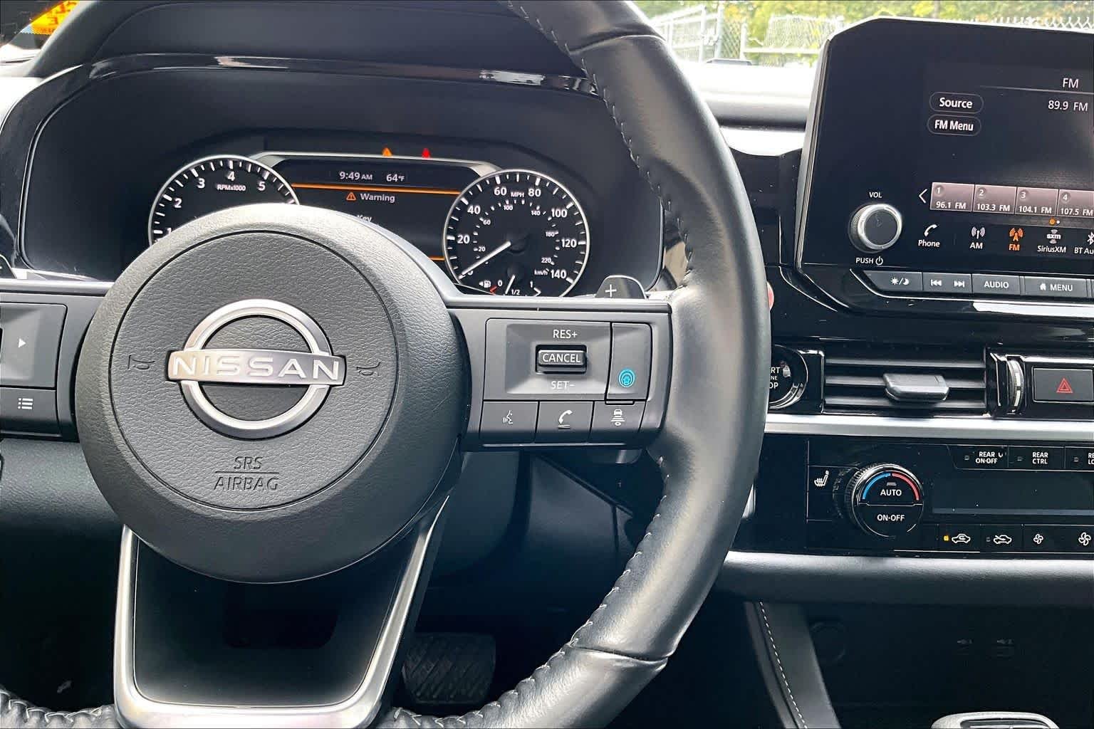 Used 2025 Glacier White Nissan SV image 25